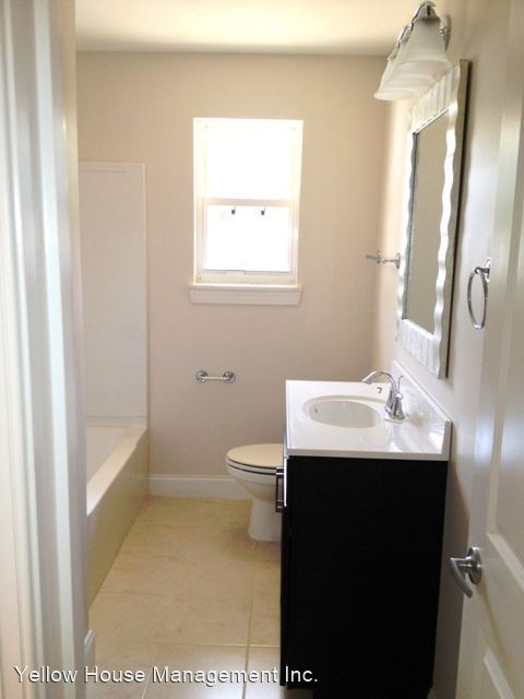 Building Photo - 118 Bim St