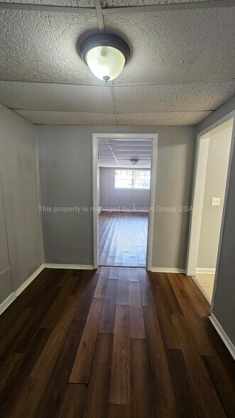 Building Photo - 9504 Evesham Rd