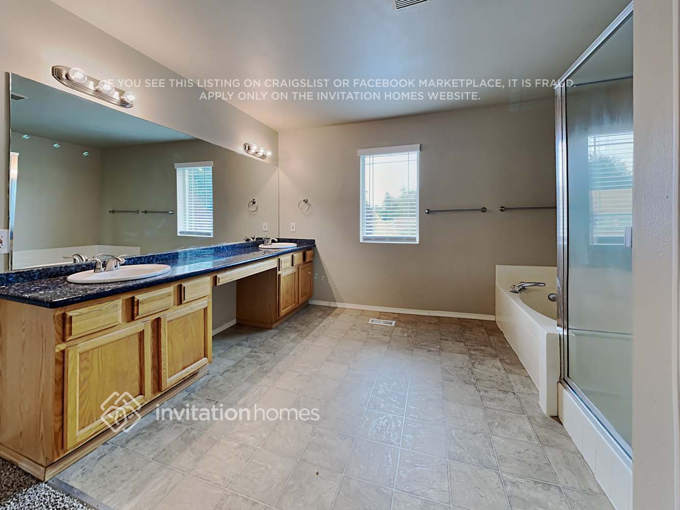 Building Photo - 731 SW 356th Pl