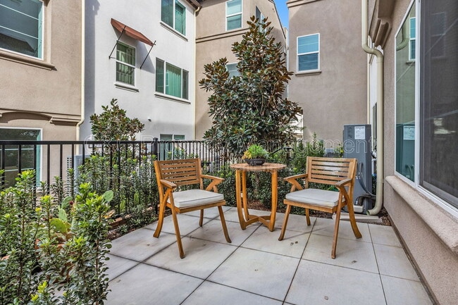 Building Photo - 2215 S Cordon Gln