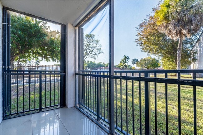 Building Photo - 6795 SW 132nd Ave