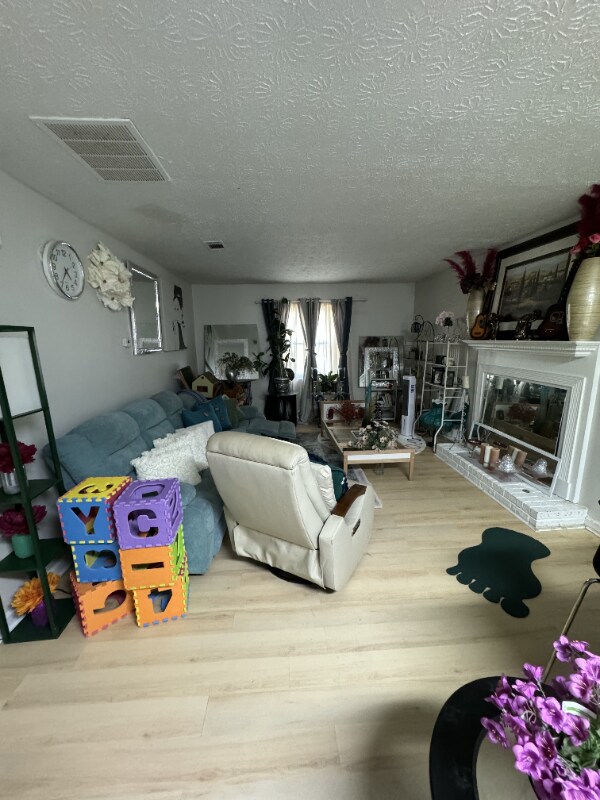 Building Photo - 5788 Sheldon Ct