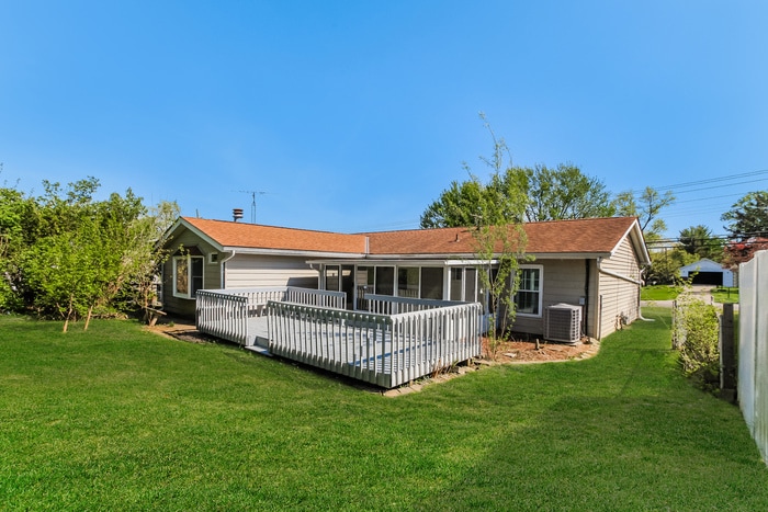 Building Photo - 2578 W Kemper Rd