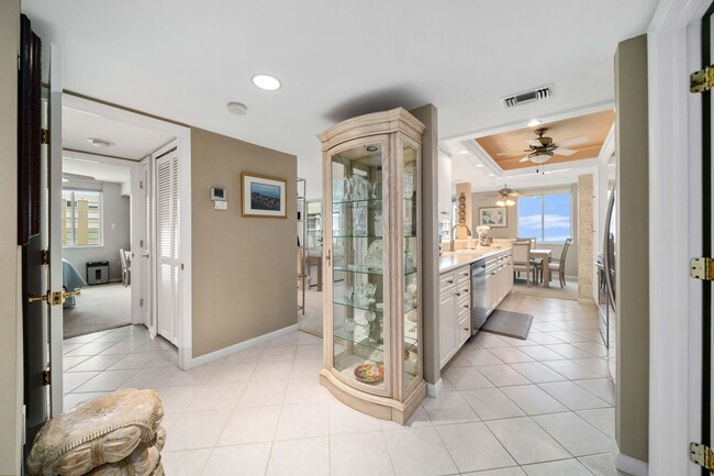 Building Photo - Vanderbilt Beach Condo! Ocean View ~ Avail...