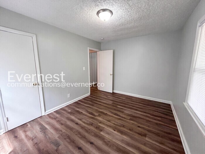 Building Photo - 1598 San Gabriel Ave