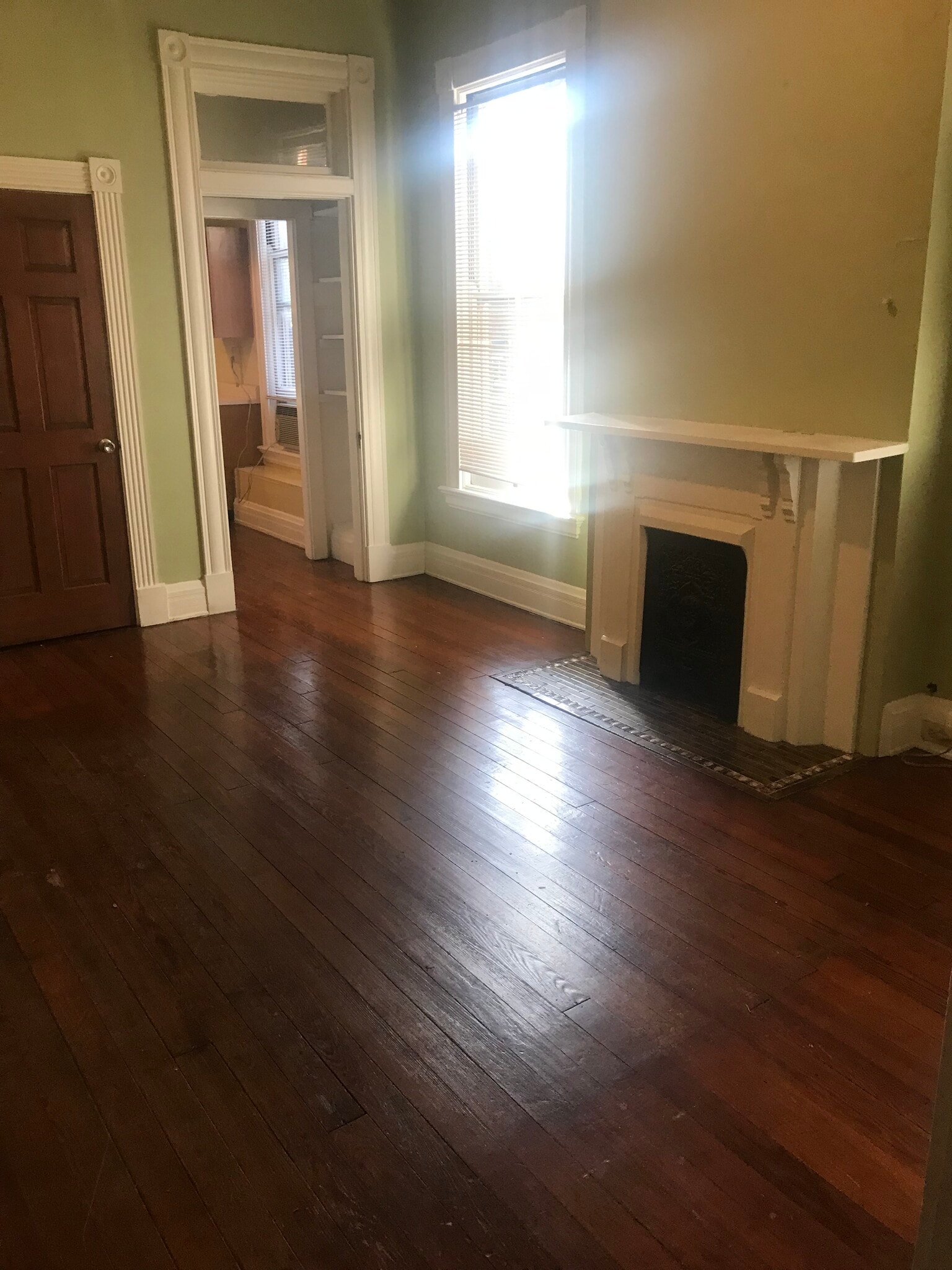 Building Photo - 605 Greenup St