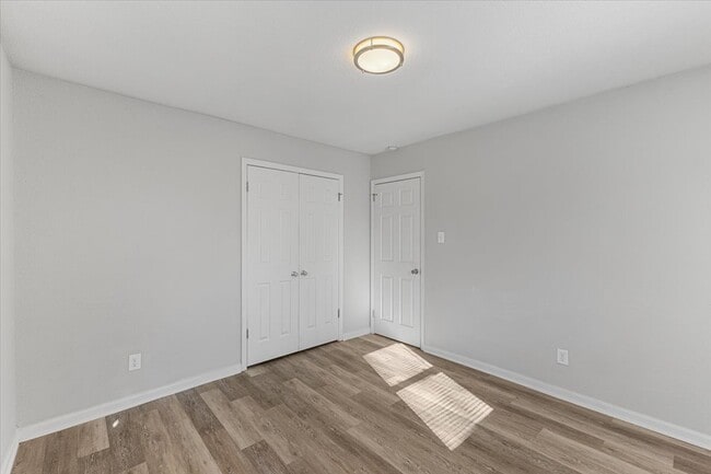 Building Photo - Homestead Duplexes