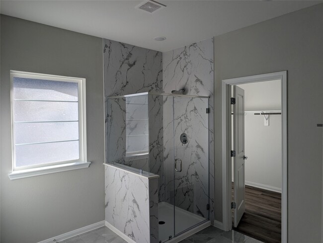 Building Photo - 9912 A Clark Rd