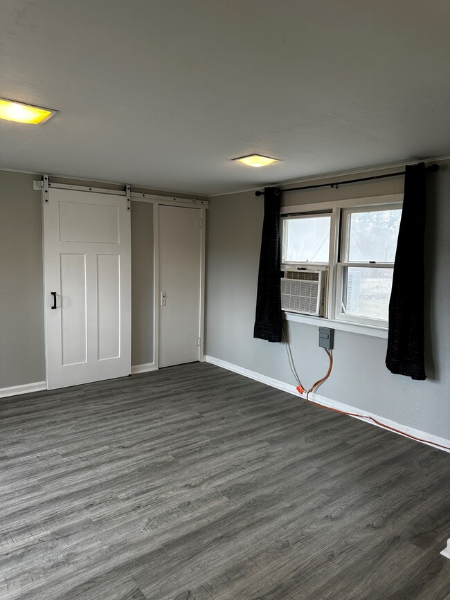 Building Photo - 26578 MO-5