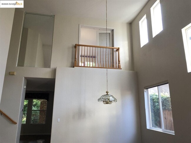 Building Photo - 861 Orchid Ct