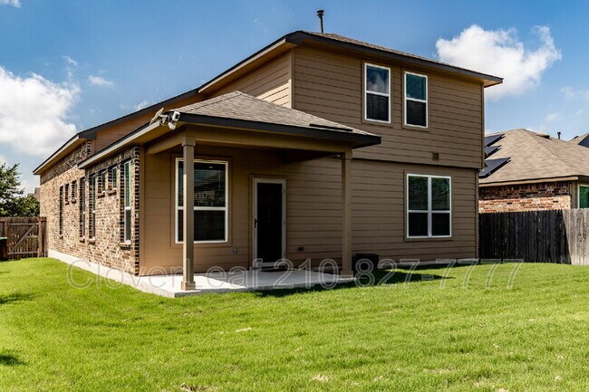 Building Photo - 9602 Bicknell Sedge