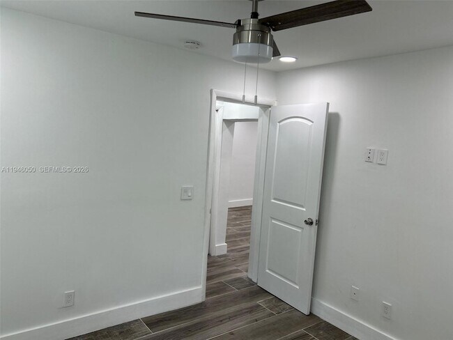 Building Photo - 261 NW 49th St