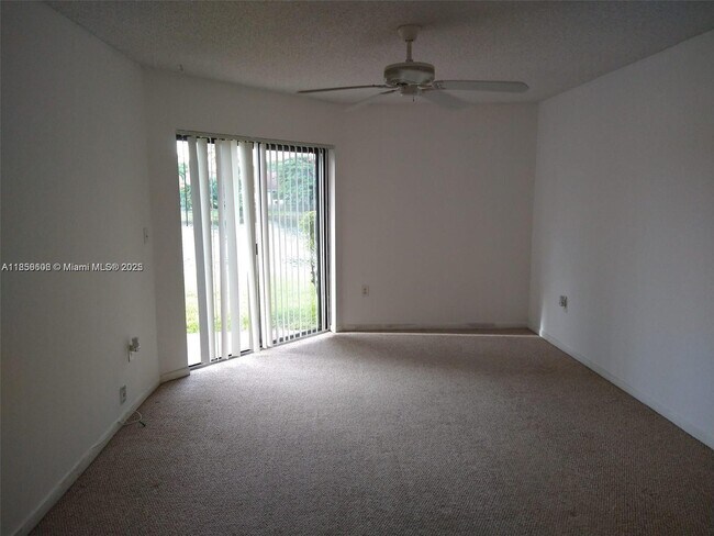 Building Photo - 9907 Nob Hill Ln