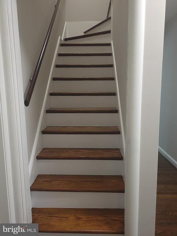 Building Photo - 2250 N Quantico St