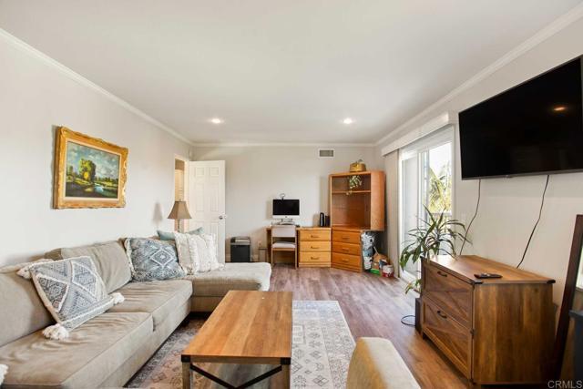 Building Photo - 381 Via Almansa