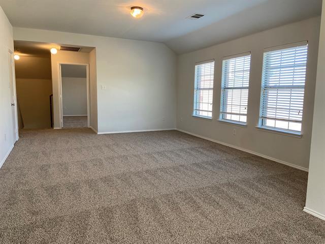 Building Photo - 3116 Kennedy Dr