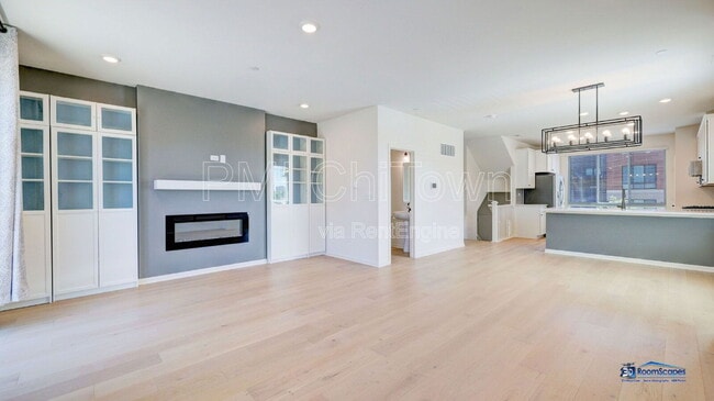 Building Photo - 2326 Venture Dr