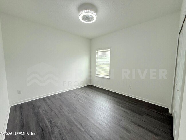 Building Photo - 2717 White Cedar Ln