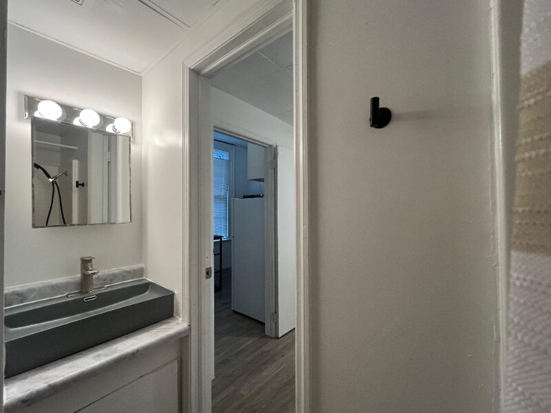 Building Photo - 920 N 9th St Rd