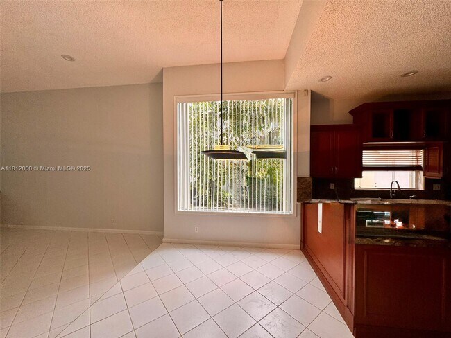 Building Photo - 5136 NW 99th Way