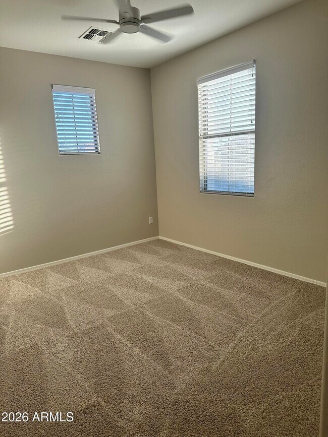Building Photo - 3804 E Flower Ct