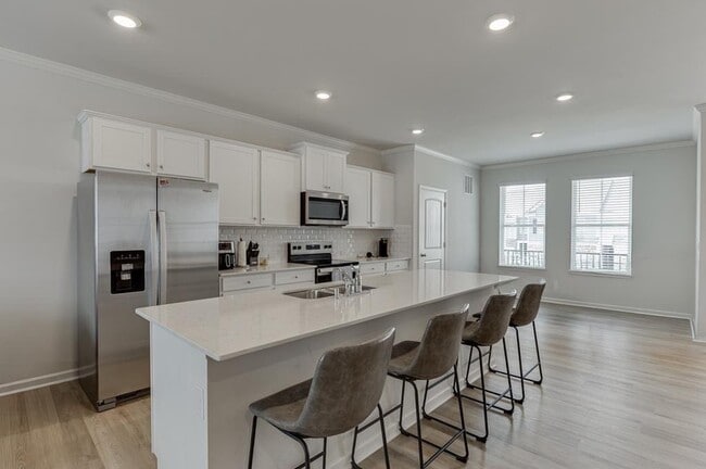 Building Photo - 6659 Corryton St