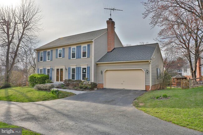 Building Photo - 5423 Rilian Ct