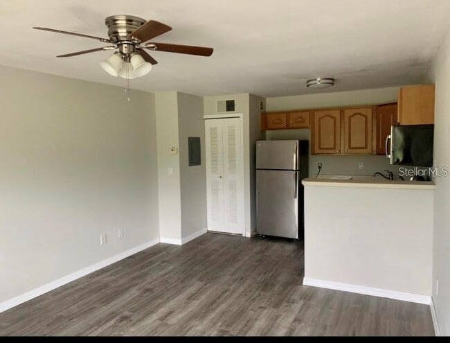 Building Photo - 4772 Walden Cir