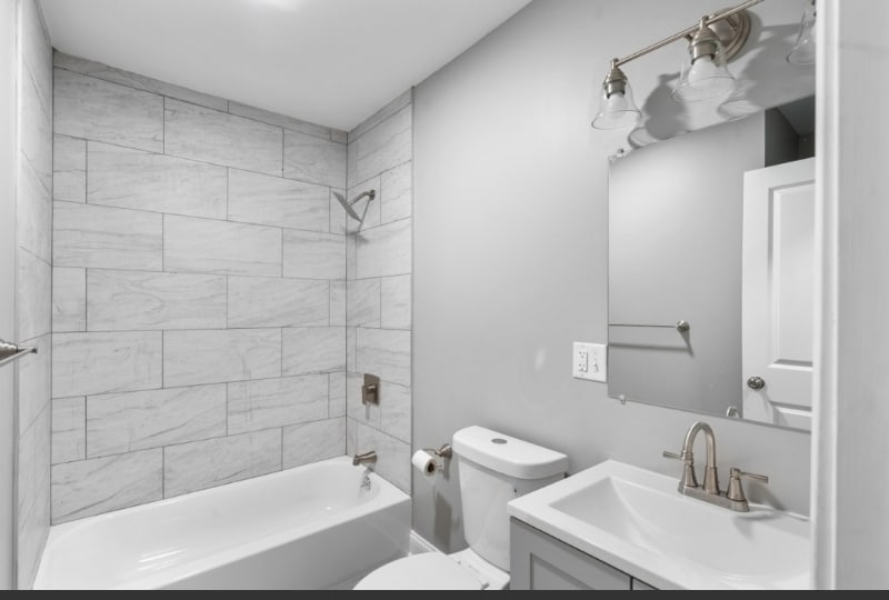 Building Photo - 514 Spring St