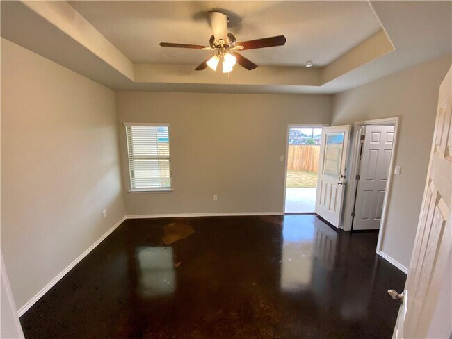 Building Photo - 1505 Lucille St