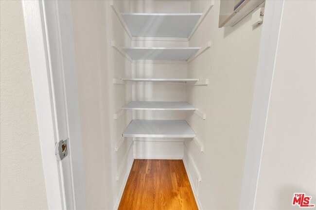 Building Photo - 5437 Corteen Pl