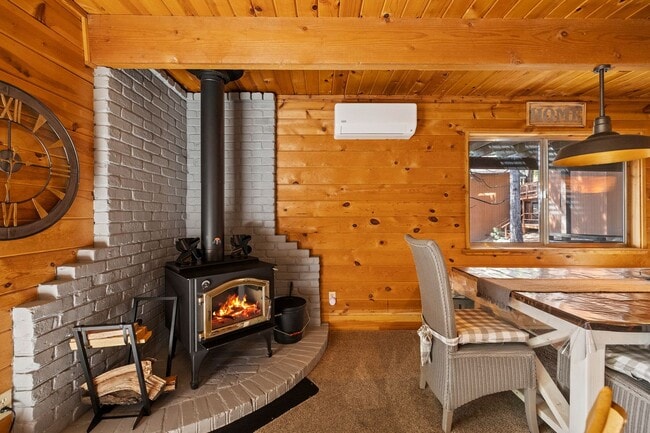Building Photo - Charming 3-Bedroom, 2-Bath Home in Cold Sp...