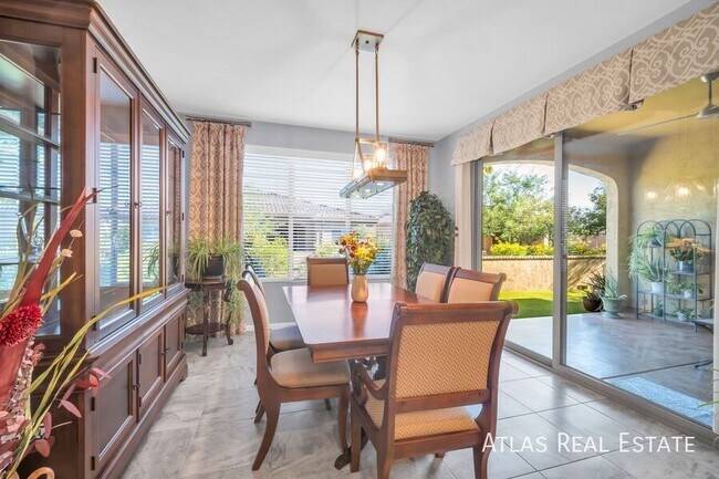 Building Photo - 16961 W Holly St