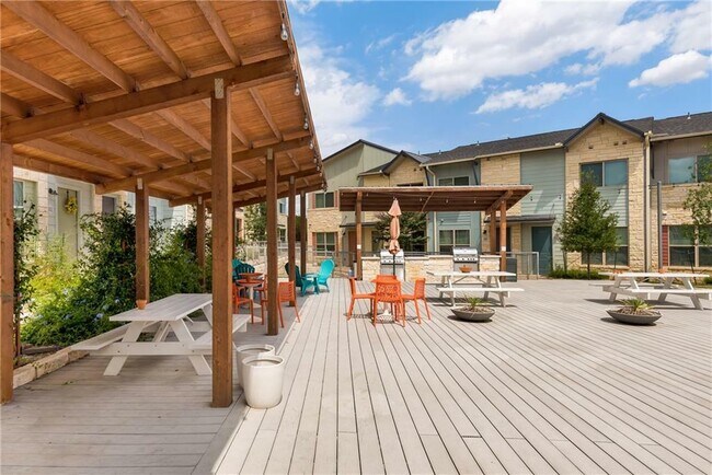 Building Photo - 7805 Cooper Ln