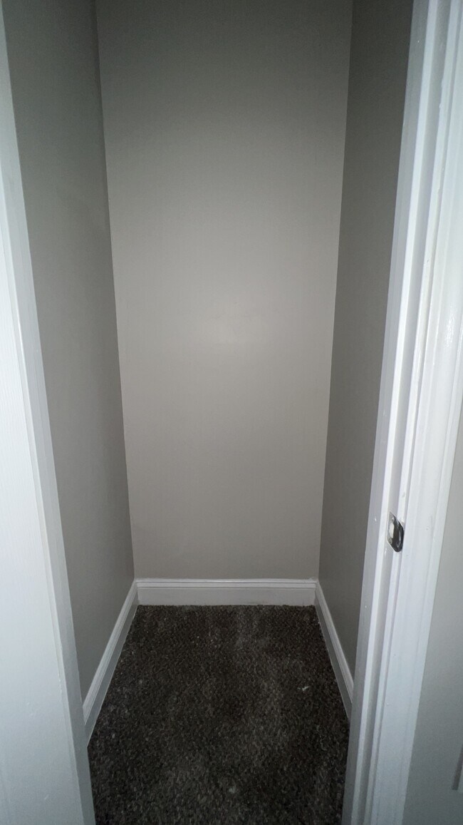 Building Photo - 1019 Barley Dr