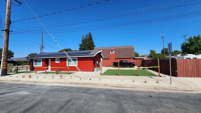 Building Photo - 675 N Gravier St