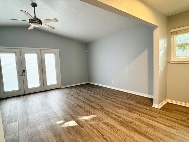 Building Photo - 8401 Millway Dr