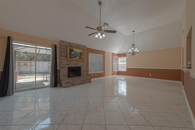 Building Photo - 2919 Pepperwood Dr