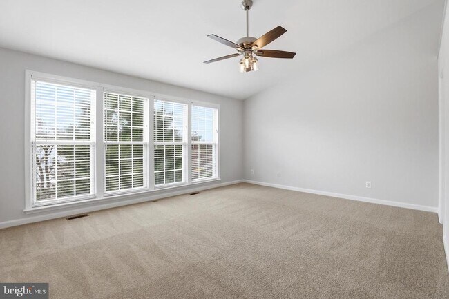 Building Photo - 6137 Manchester Park Cir