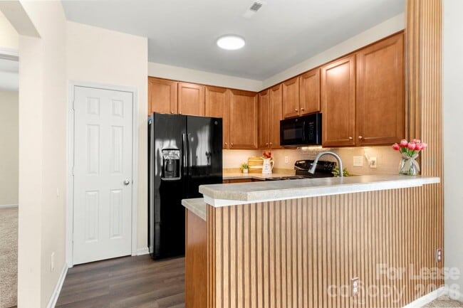 Building Photo - 10457 Stokeshill Ct