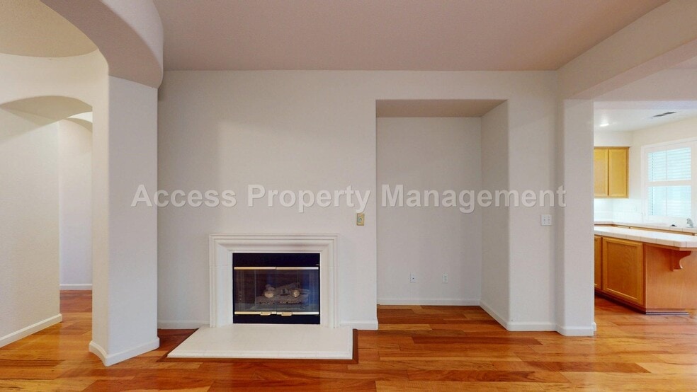 Building Photo - 4177 Sunny Ln