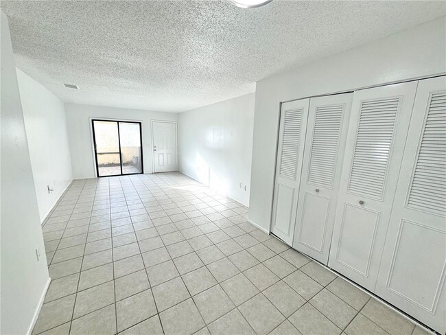 Building Photo - 336 San Rafael St