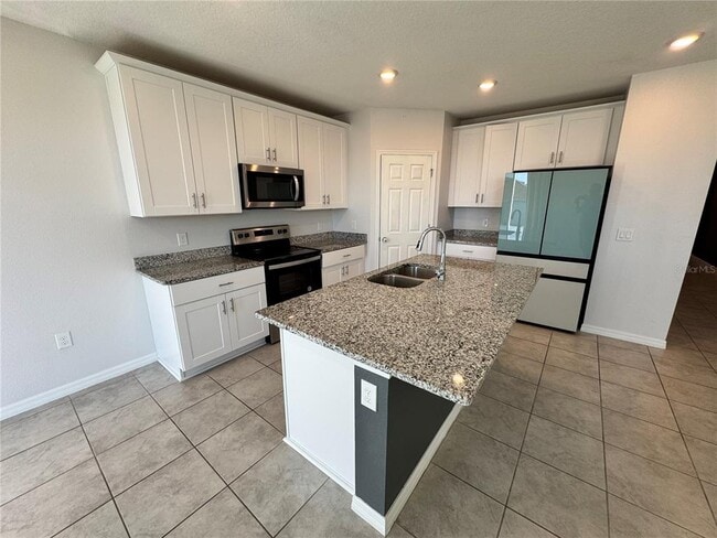 Building Photo - 512 Mckenna Dr