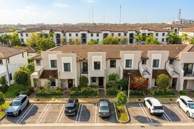 Building Photo - 21050 NE 8th Ave