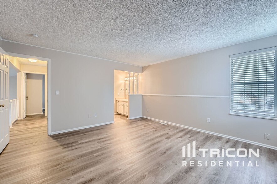 Building Photo - 5354 S Telluride Way