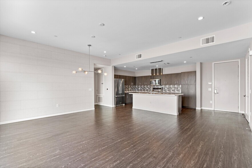 Building Photo - 4140 Glencoe Ave