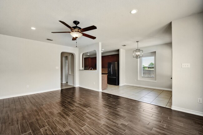 Building Photo - 26207 Lost Creek Way