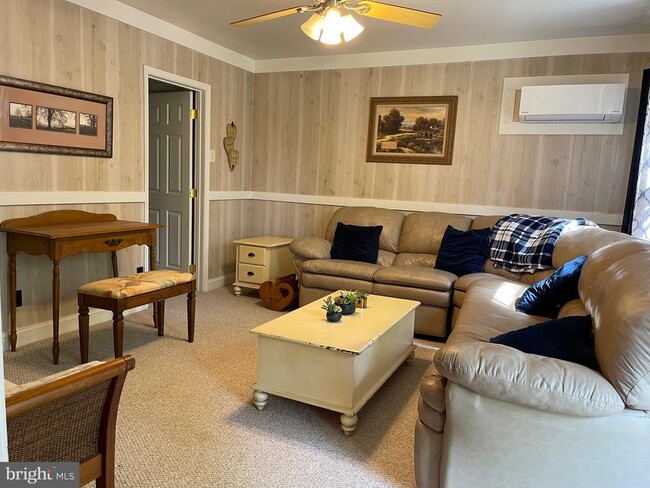 Building Photo - 158 Bifrost Way