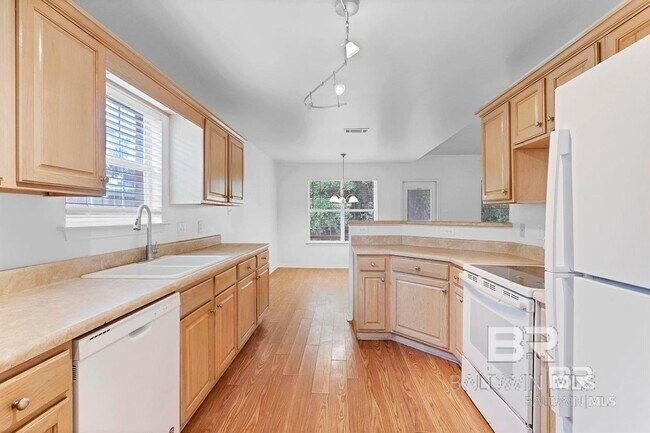 Building Photo - 8352 Preakness Ct