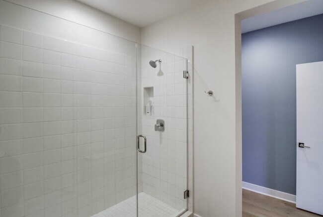 Building Photo - Welcome to your modern La Mesa townhome wi...